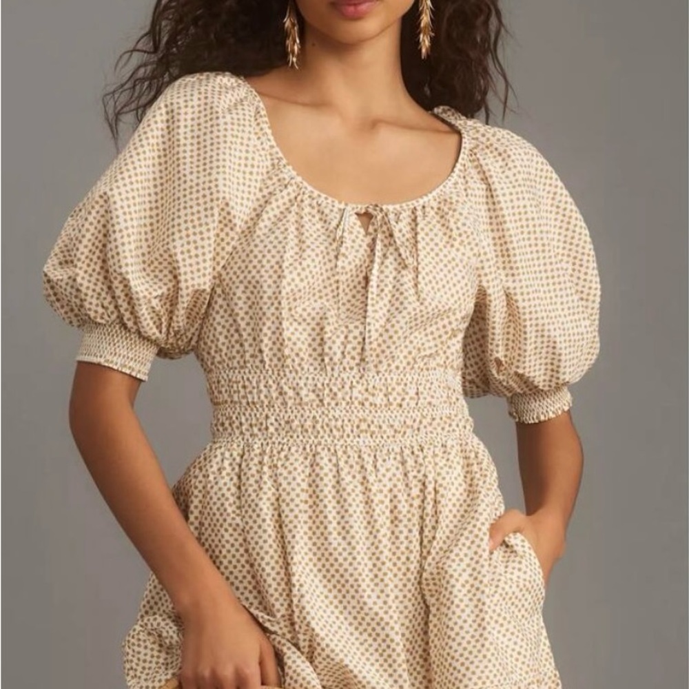 Anthropologie the Somerset: Puff sleeve edition in Neutral Motif NWT size medium - Picture 5 of 7